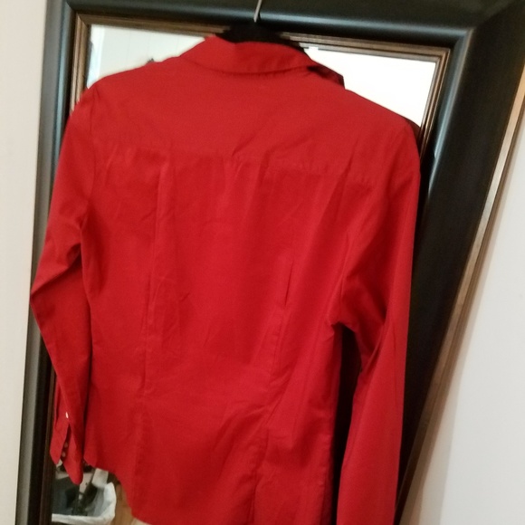 QUINTESSENTIAL BUTTON DOWN SHIRT - Picture 6 of 6